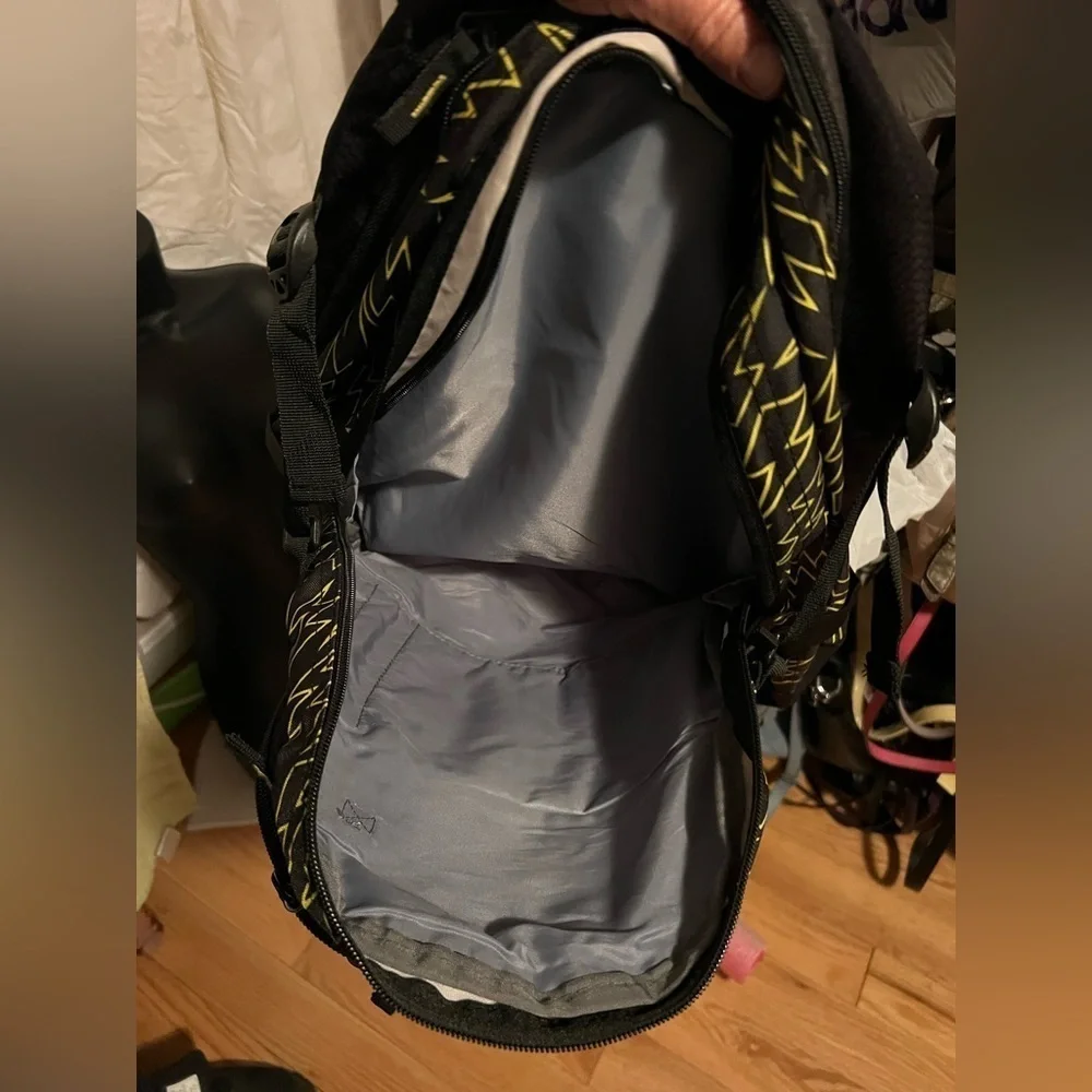 High Sierra Fatboy Backpack Black & Yellow EUC